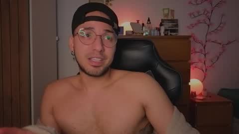  Free OF online show from February 7, 6:28 am