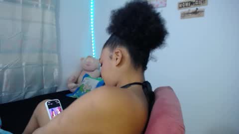 karen online show from September 25, 5:22 am