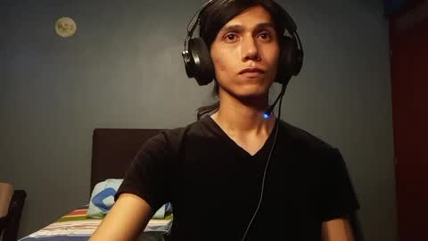 Snapshot of latin_shado chatting on May 5, 4:04 pm Shado online show from May 5, 4:04 pm