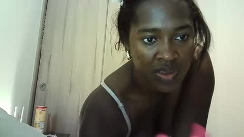 latina033 online show from March 13, 11:44 pm