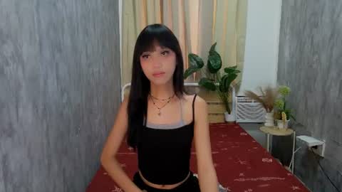 latina_andrea online show from July 27, 12:17 am