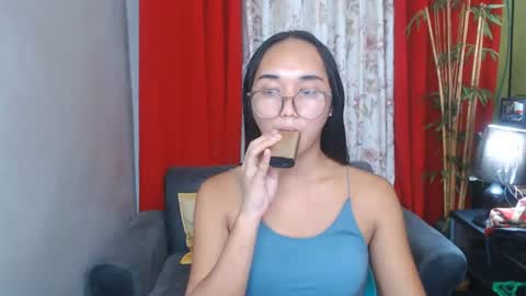 Snapshot of latina_kia chatting on July 4, 11:49 am latina_kia online show from July 4, 11:49 am