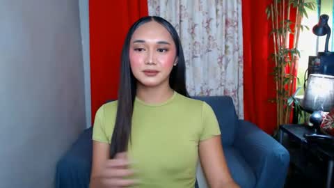 Snapshot of latina_kia chatting on July 11, 2:09 pm latina_kia online show from July 11, 2:09 pm
