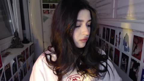 Snapshot of latina_mia chatting on January 7, 3:46 am miiiiiiaaaa online show from January 7, 3:46 am