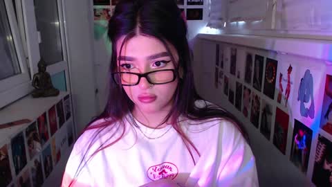 Snapshot of latina_mia chatting on January 14, 6:45 am miiiiiiaaaa online show from January 14, 6:45 am