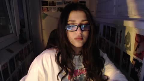 Snapshot of latina_mia chatting on January 19, 4:46 pm miiiiiiaaaa online show from January 19, 4:46 pm