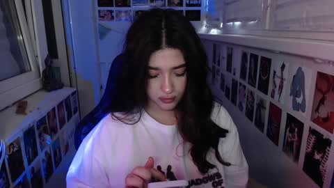 Snapshot of latina_mia chatting on January 29, 1:17 pm miiiiiiaaaa online show from January 29, 1:17 pm