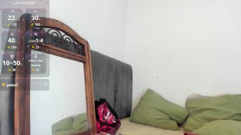 Snapshot of latinaastepmomm chatting on September 25, 1:37 pm angelina online show from September 25, 1:37 pm