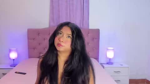 Snapshot of latinabombsheell chatting on March 6, 7:03 am Martina online show from March 6, 7:03 am