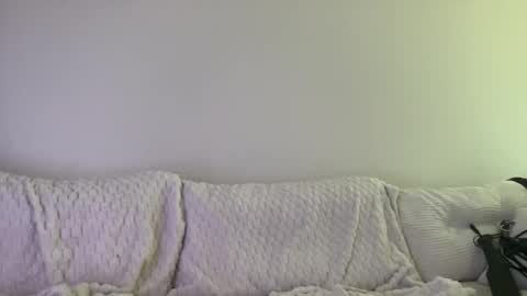 Snapshot of latinadancer23 chatting on January 9, 9:38 pm latinadancer23 online show from January 9, 9:38 pm