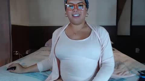 Snapshot of latinaflower_ts chatting on March 29, 1:05 am FLOR SALVAJE online show from March 29, 1:05 am