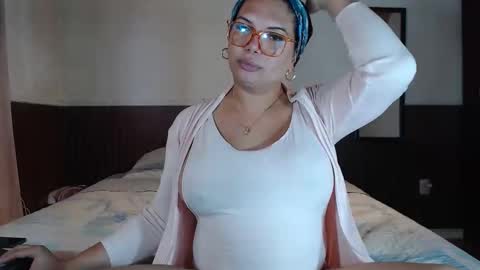 Snapshot of latinaflower_ts chatting on March 29, 10:10 pm FLOR SALVAJE online show from March 29, 10:10 pm