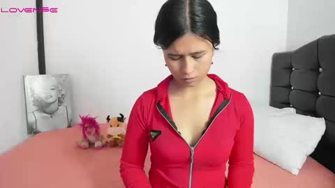 Luna  online show from March 21, 1:48 pm