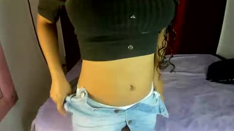 Snapshot of latinbabbyhot chatting on June 14, 7:27 pm latinbabbyhot online show from June 14, 7:27 pm