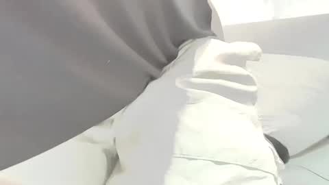 latinbbc_00 online show from March 1, 7:15 pm