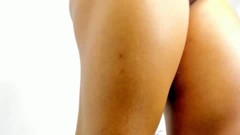 latinebonyts online show from October 3, 12:07 am