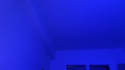 Hi -  online show from February 5, 2:54 pm