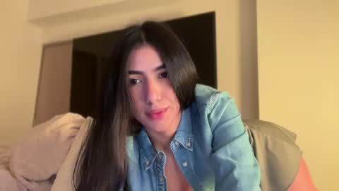 Hi -  online show from May 15, 7:26 am