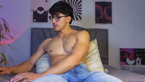 Logan online show from November 30, 2:59 am