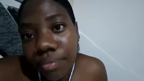 Latinhoney487 online show from April 5, 3:04 am