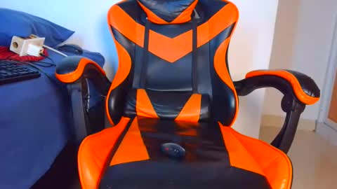 blackBear online show from December 18, 8:59 pm