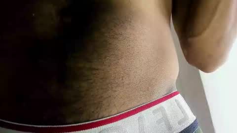 Snapshot of latinhotboys1 chatting on February 23, 5:27 am Zeus online show from February 23, 5:27 am