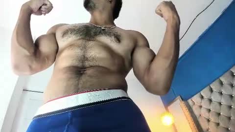 Snapshot of latinhotboys1 chatting on June 24, 7:18 am Zeus online show from June 24, 7:18 am