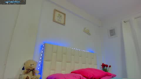 Vanessa online show from October 10, 2:10 am