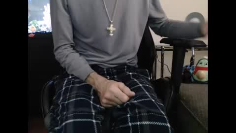 Snapshot of latinlover513 chatting on February 9, 3:45 pm latinlover513 online show from February 9, 3:45 pm