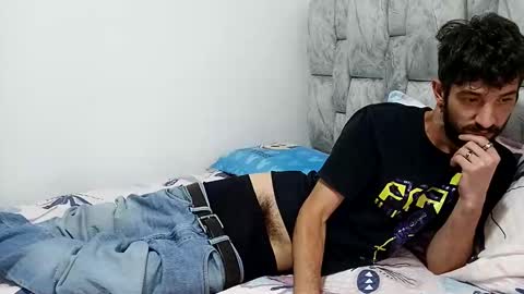 Snapshot of latinlustandfrenchkiss chatting on November 27, 3:36 pm latinlustandfrenchkiss online show from November 27, 3:36 pm