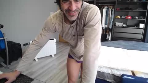 sam online show from November 28, 12:52 pm