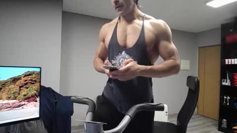 sam online show from December 16, 9:09 pm