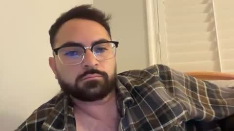 Snapshot of latino_whiteboy chatting on July 28, 7:04 am baby daddy online show from July 28, 7:04 am