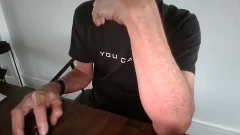 latinobra online show from March 12, 11:16 am