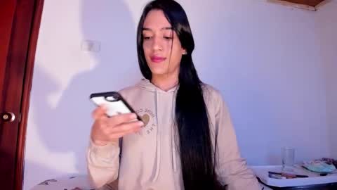 Snapshot of latinsecretfantasy chatting on February 20, 11:00 am latinsecretfantasy online show from February 20, 11:00 am