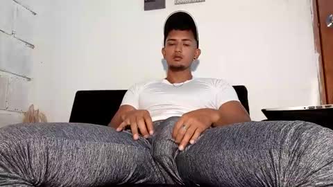 Aaron online show from February 19, 5:20 pm