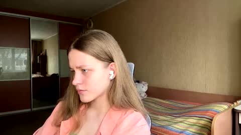 Snapshot of latoyiacuculich chatting on March 26, 6:41 am Agata online show from March 26, 6:41 am