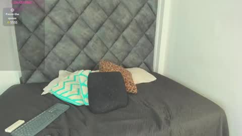 LEANDRO online show from December 19, 11:39 am