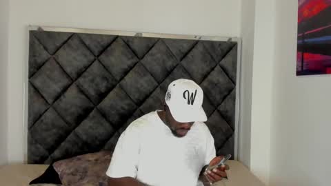 LEANDRO online show from October 1, 3:45 am