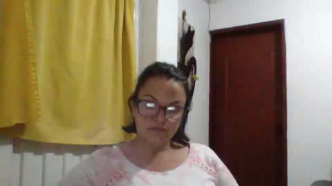 Laura online show from June 10, 1:50 am