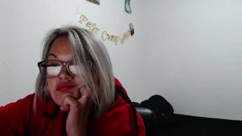 Laura online show from July 26, 1:36 am