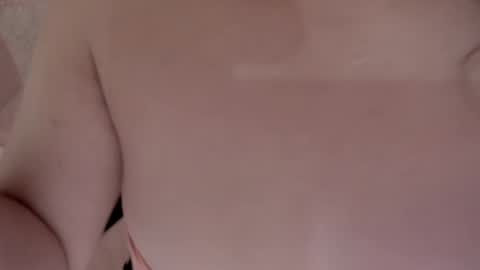 Laura online show from February 11, 2:57 am