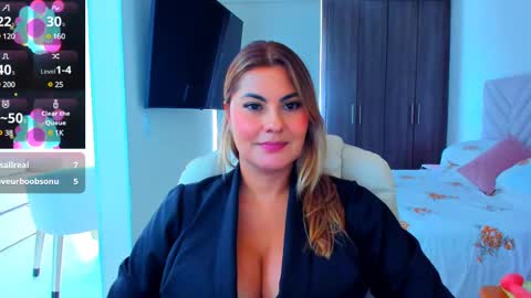 Snapshot of lau_miii chatting on March 8, 6:47 pm Lau miii online show from March 8, 6:47 pm