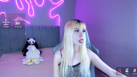 laukyubey1 online show from October 9, 7:56 pm