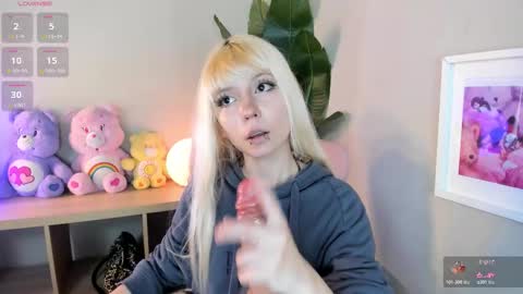 laukyubey1 online show from January 9, 8:54 pm