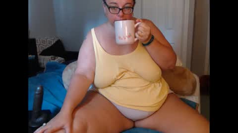 Snapshot of laulauma chatting on September 14, 3:22 pm LauLauMa online show from September 14, 3:22 pm
