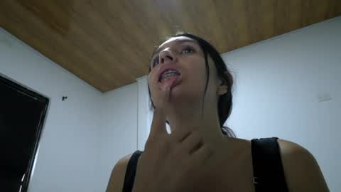 laura  online show from July 13, 2:53 pm