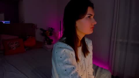 Laura online show from December 31, 6:05 am