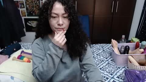 Snapshot of laura_anal_ chatting on September 24, 3:04 pm Wen online show from September 24, 3:04 pm