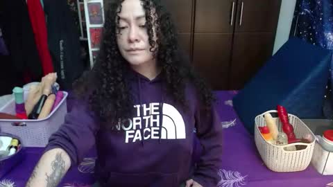 Snapshot of laura_anal_ chatting on October 16, 5:36 pm Wen online show from October 16, 5:36 pm